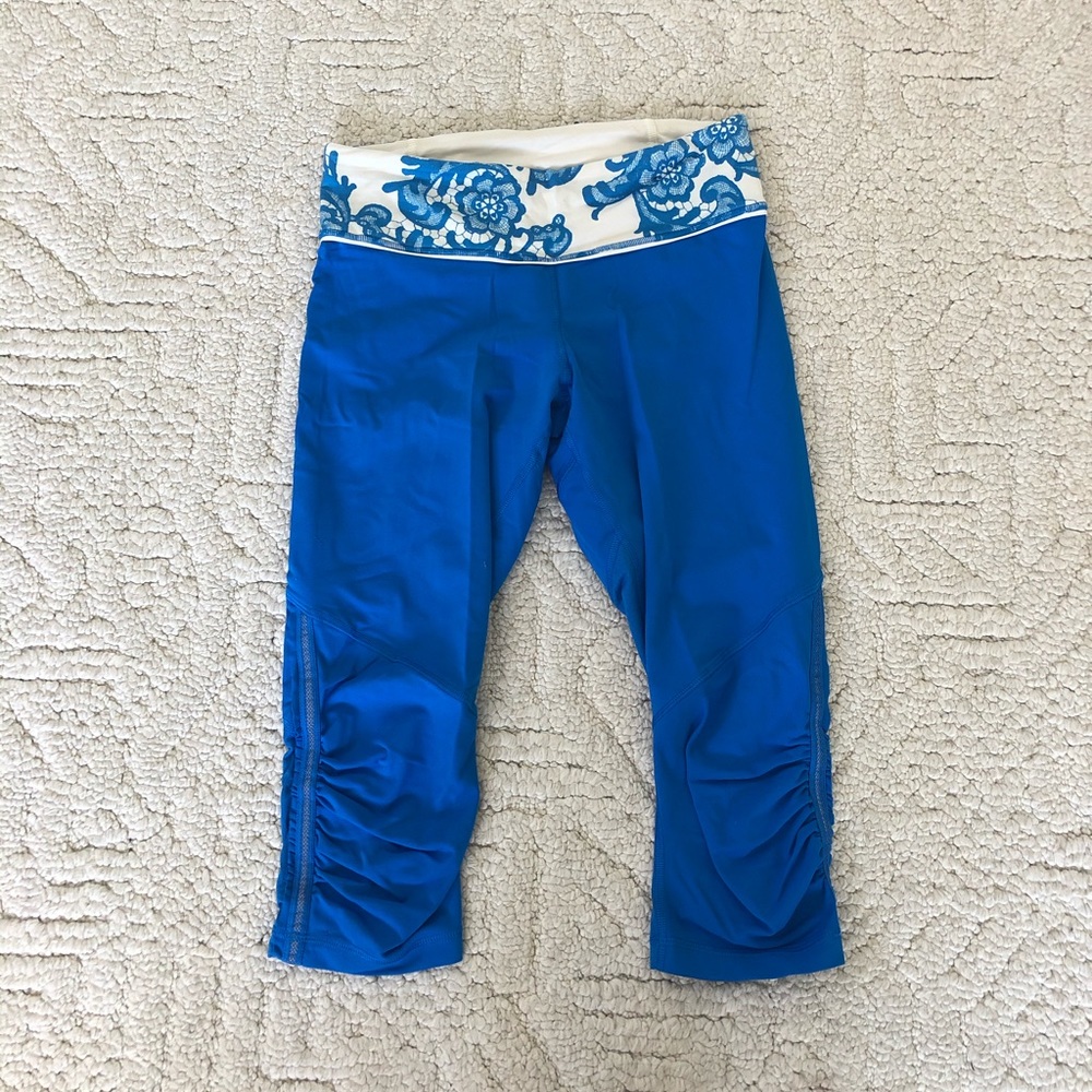 Blue lululemon Capri leggings